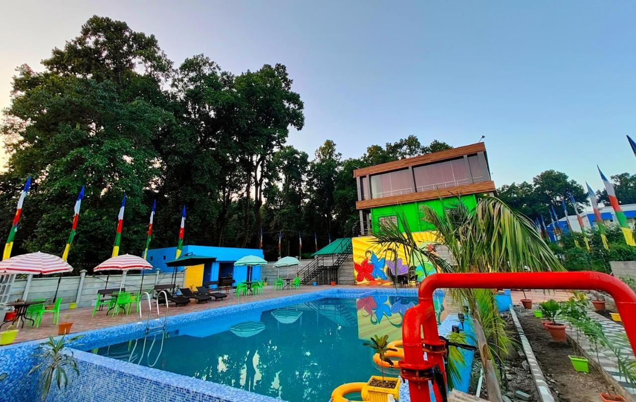 Green Vista Resort Chālsa Extérieur photo